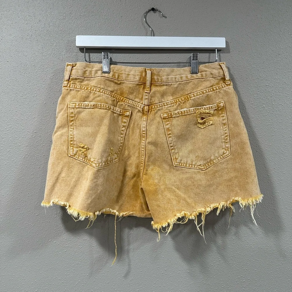 Free People We The Free Maggie Mid Rise Shorts - Picture 3 of 5